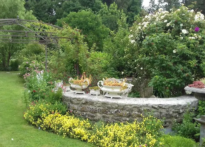 Du Jardin Des Sources 別荘